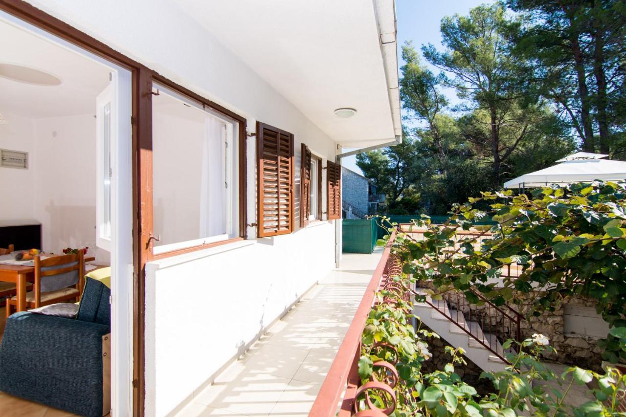 Holidays Apartments Slanada With Terrace And Sea View, Near The Beach & Town Trogir, Free Parking, Quiet Place On Peninsula Ciovo Экстерьер фото